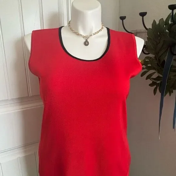 Misook Red Sleeveless Tank Top - Picture 2 of 5